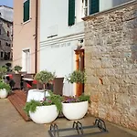 La Grisa Otel Bale